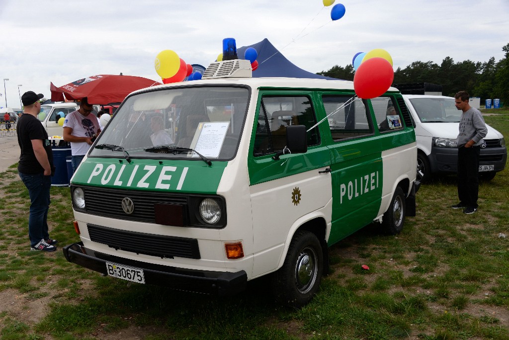 ../Images/VW Bus Festival Berlin 2019 080.jpg